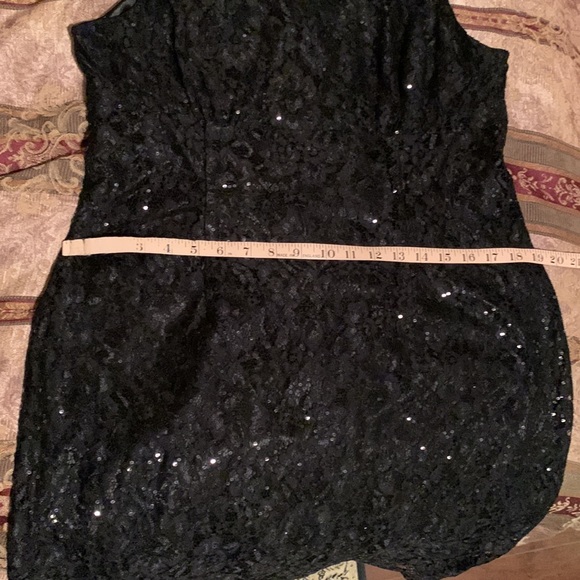 Black Evening Dress - Picture 12 of 13